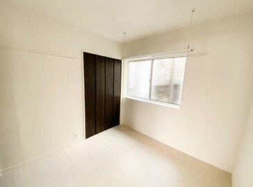 物件内観写真10　(きれいなフローリング。)