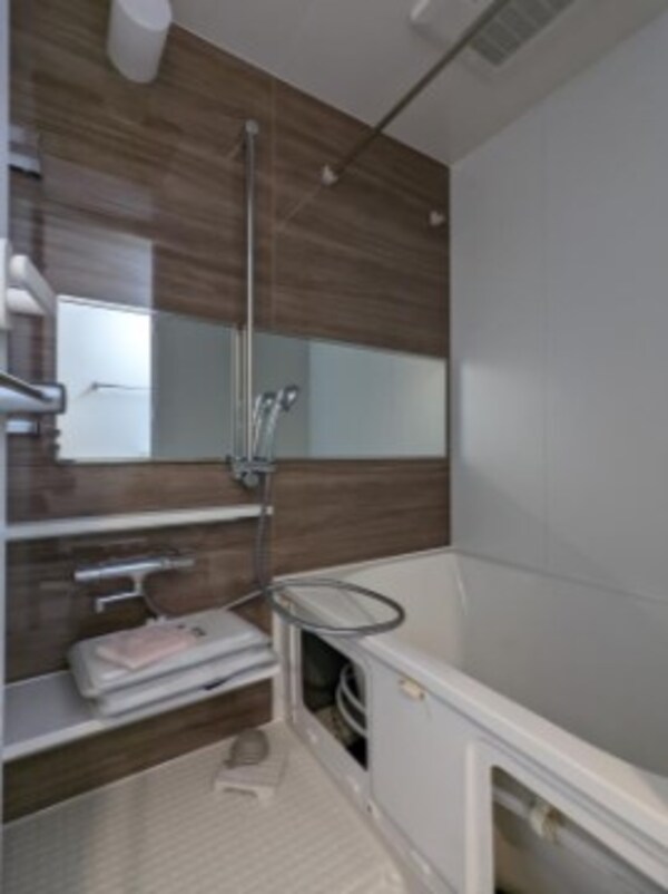 浴室(追い焚き機能、浴室乾燥機付きバス。)