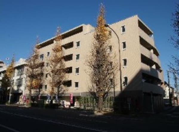 外観(鉄筋コンクリート造のがっちりとした建物。)