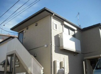 物件外観写真1　(落ち着いた雰囲気。)