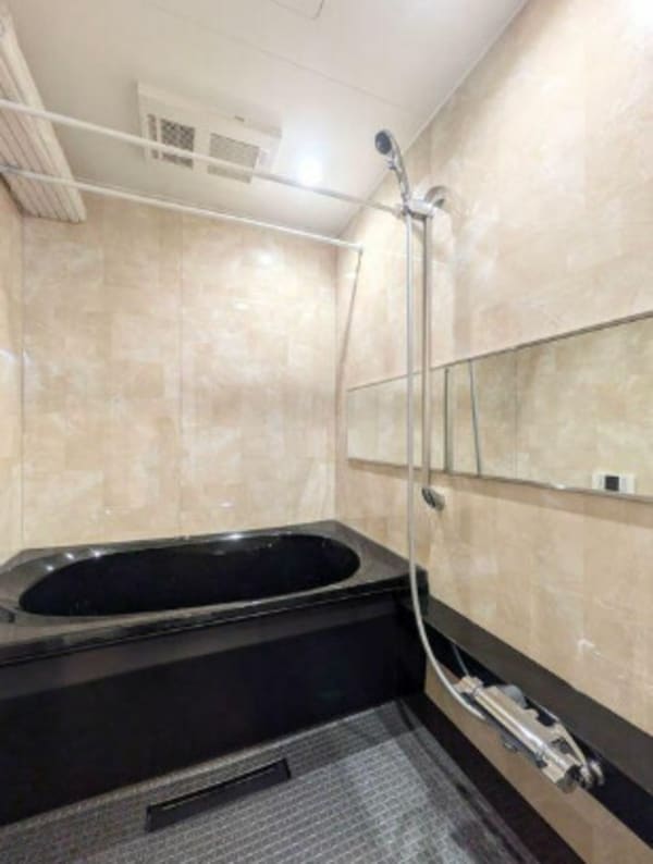 浴室(追い焚き機能、浴室乾燥機付きバス。)