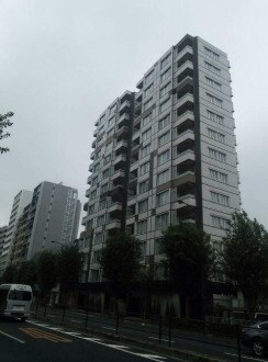 物件外観写真1　(落ち着いた雰囲気。)