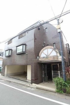 物件外観写真1　(落ち着いた雰囲気。)