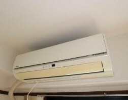 物件内観写真9　(エアコン完備。)