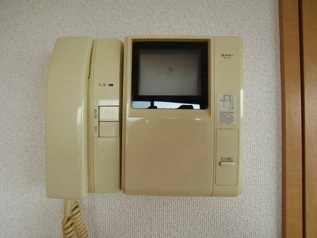 物件内観写真9　(モニター付インターホン。)