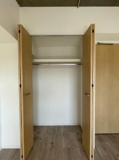物件内観写真7　(クローゼット完備。)