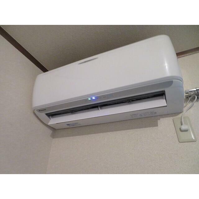 物件内観写真11　(エアコン完備！)