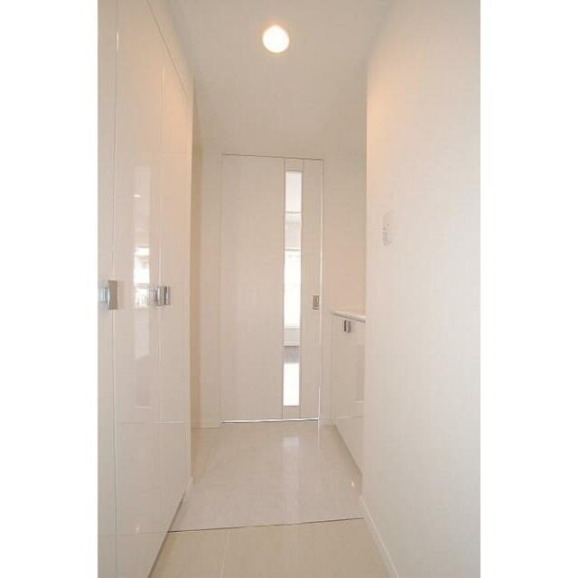 物件内観写真9　(シューズボックス完備！)