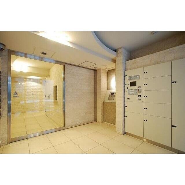 物件内観写真10　(宅配ボックス完備！)