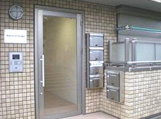 物件内観写真3　(オートロック。)