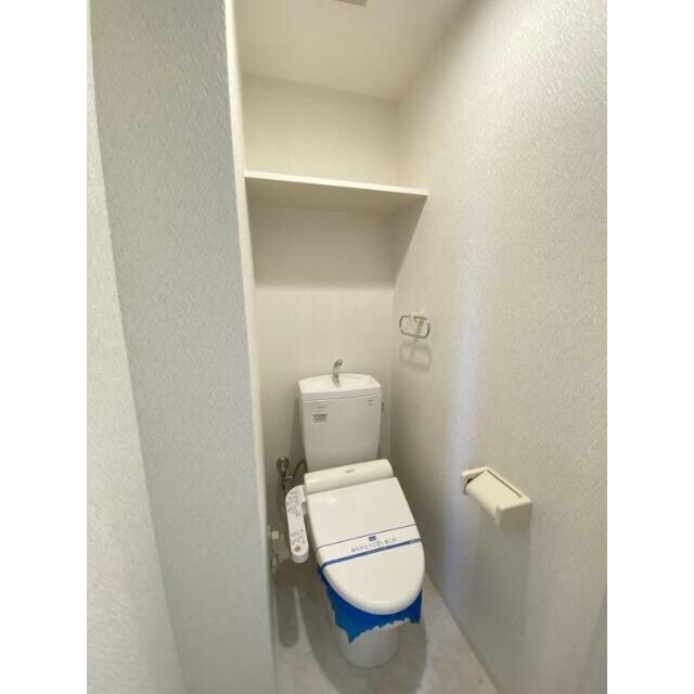 物件内観写真6　(温水洗浄便座。)