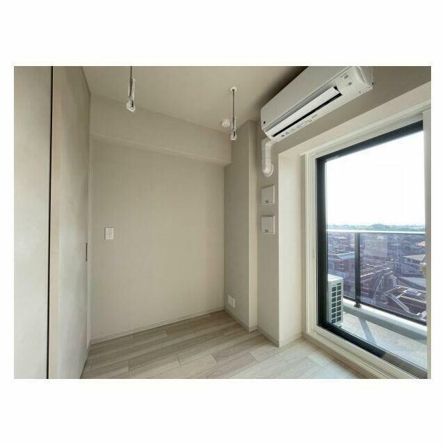 物件内観写真9　(エアコン完備。)