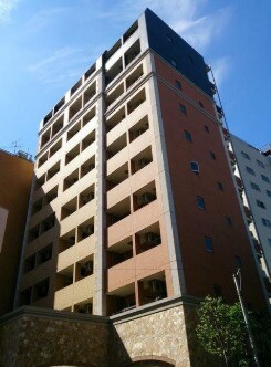 物件外観写真1　(落ち着いた雰囲気。)