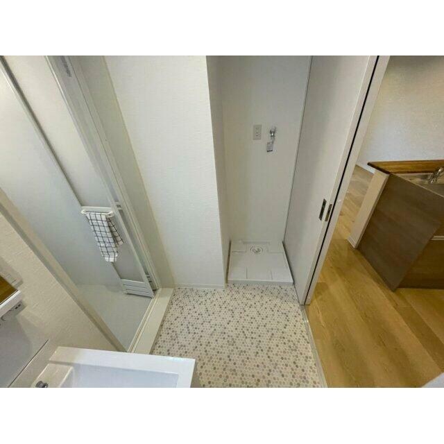 物件内観写真9　(室内洗濯機置き場。)