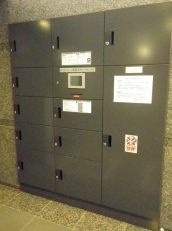 物件内観写真14　(宅配ボックス完備。)