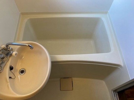 物件内観写真4　(洗面台付き)