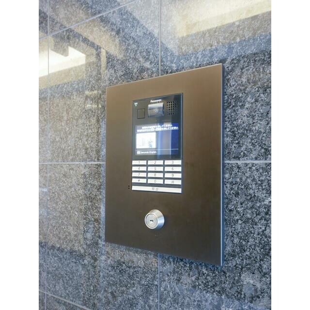 物件内観写真3　(オートロック付き！)