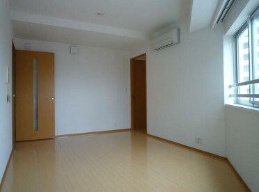 物件内観写真10　(エアコン完備。)