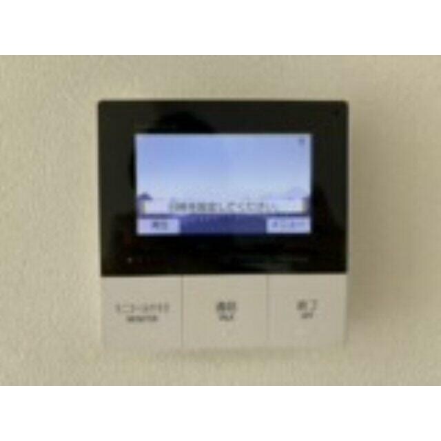 物件内観写真7　(モニター付きインターホンで防犯面も安心です！)