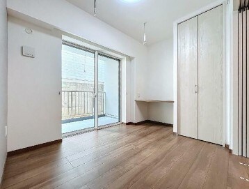 物件内観写真9　(きれいなフローリング。)