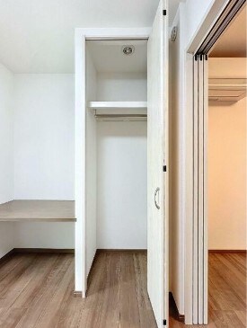 物件内観写真10　(クローゼット完備。)