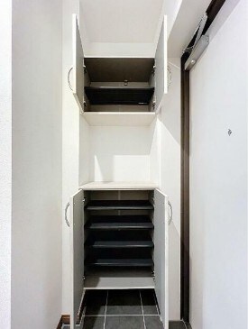 物件内観写真12　(シューズボックス完備！)