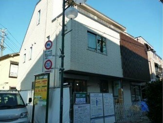 物件外観写真1　(落ち着いた雰囲気。)