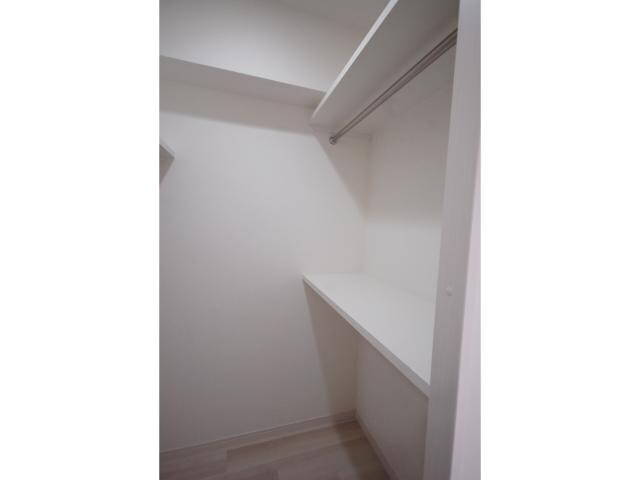 物件内観写真7　(ウォークインクローゼット)