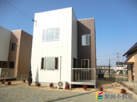 大木町アベイルフィールド　C棟外観写真