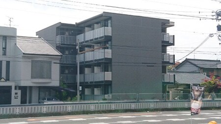 レオパレス栄外観写真