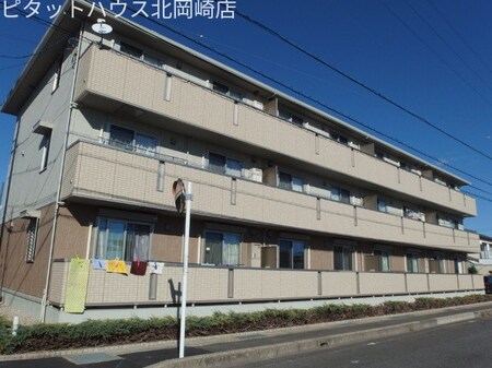 ブロッサムＢ棟外観写真