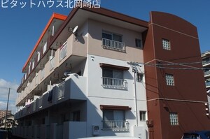 エステート伊奈外観写真