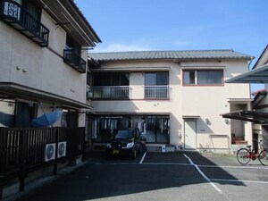 石松コーポ外観写真