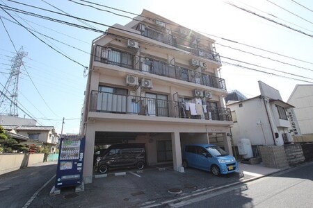 西原マンション外観写真