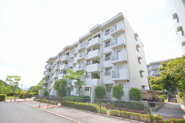 鈴が峰第5団地　4号棟