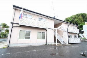 タウン波多野II外観写真