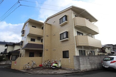 カームマンション外観写真