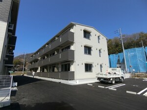 カーサあき亀山　A棟外観写真