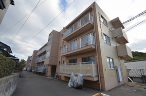 エメラルドマンション田方外観写真