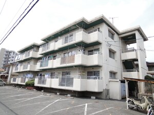 灰本コーポ外観写真
