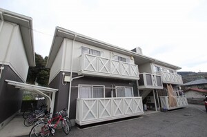 クレセント長尾B棟外観写真