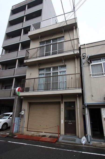 吉本ビル外観写真