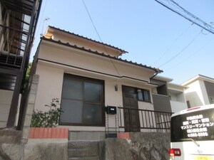 中山戸建外観写真