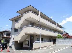 小川マンション外観写真