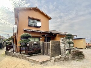 戸坂山根戸建外観写真