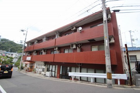 メゾン中山南外観写真