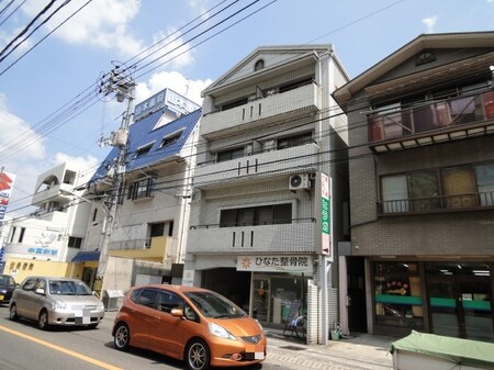 宮正商船ビル外観写真
