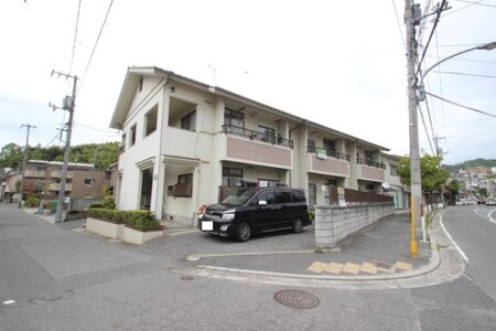 ビレッジ沖元屋外観写真