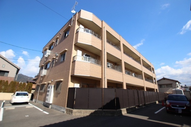 フィネスかんだ