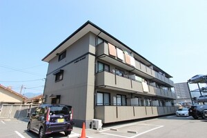 ハイカムールかんだ外観写真